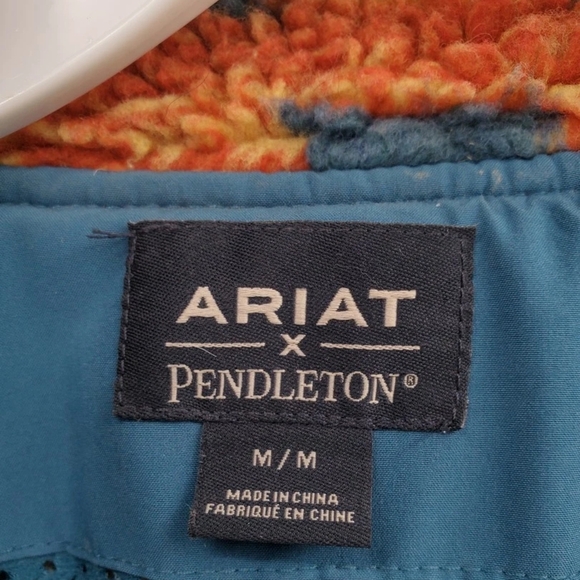 Ariat X Pendleton Women's Fleece Jacket coat Size Medium - Picture 4 of 5